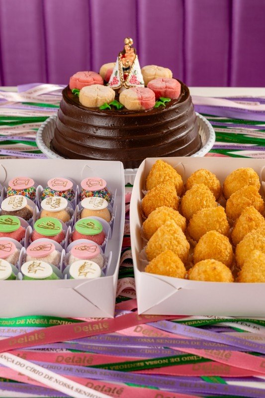 imagem - Kit Promessa com Bolo de Chocolate